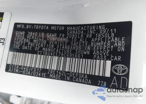 2011 Toyota Corolla S z USA, uszkodzony, nr VIN 2T1BU4EE7BC695661